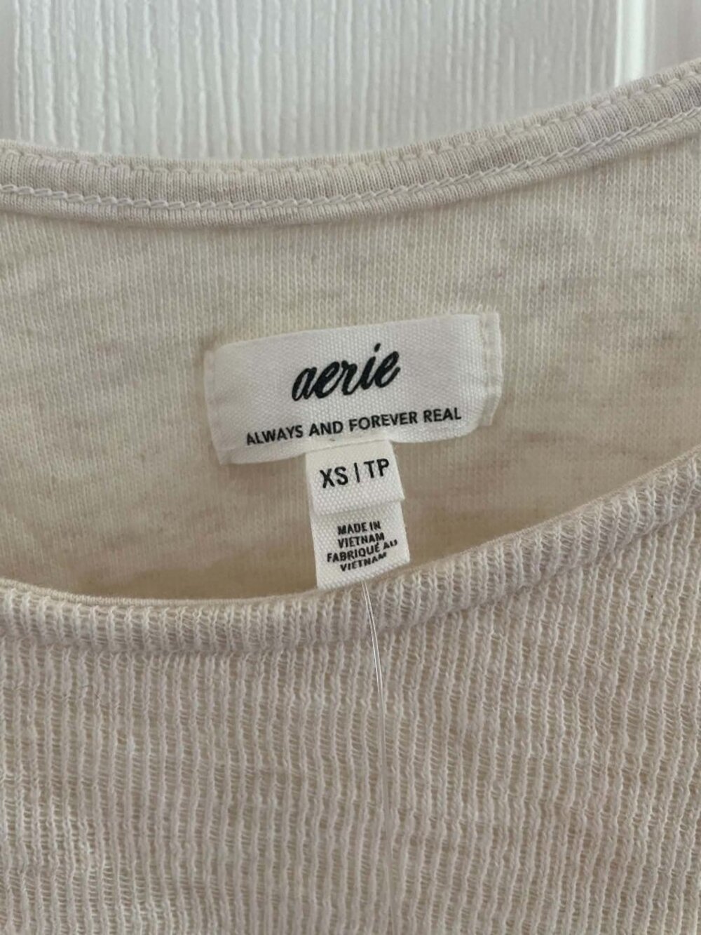Aerie Cream Crop Top Shirt NWT New XS - Picture 5 of 5